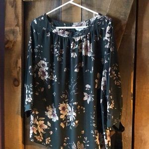 Reitmans Forest Green and Plum Taupe Floral Blouse